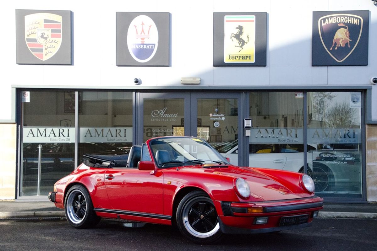 PORSCHE 911 Sports