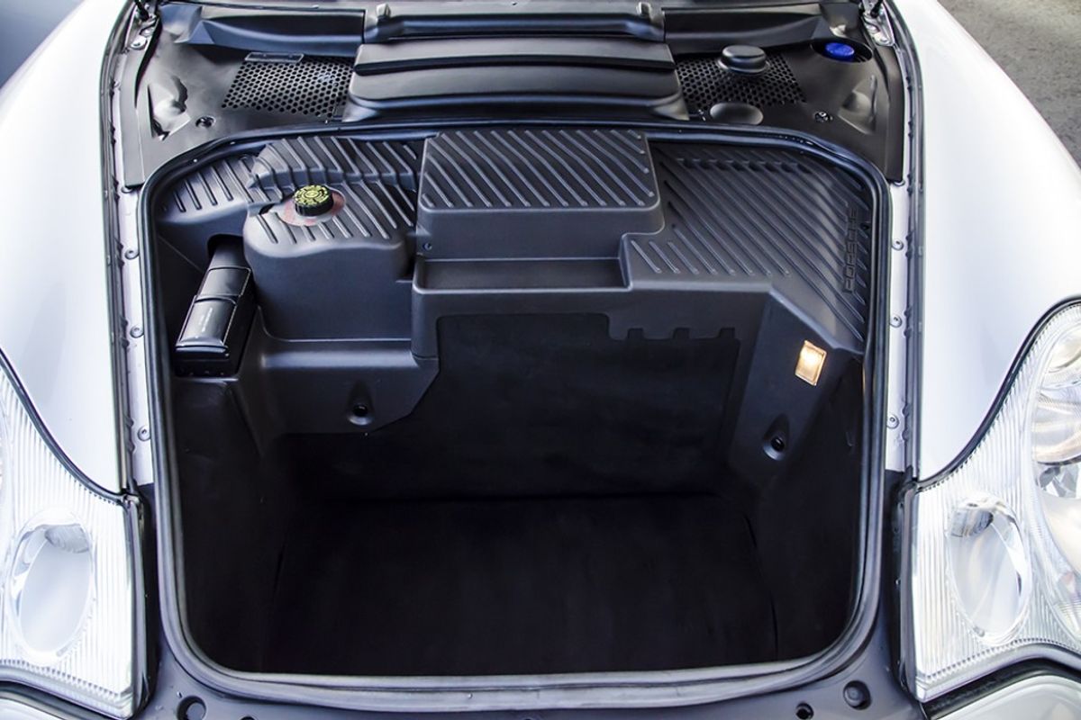 PORSCHE 911 [996] CARRERA 4 COUPE S Tiptronic S
