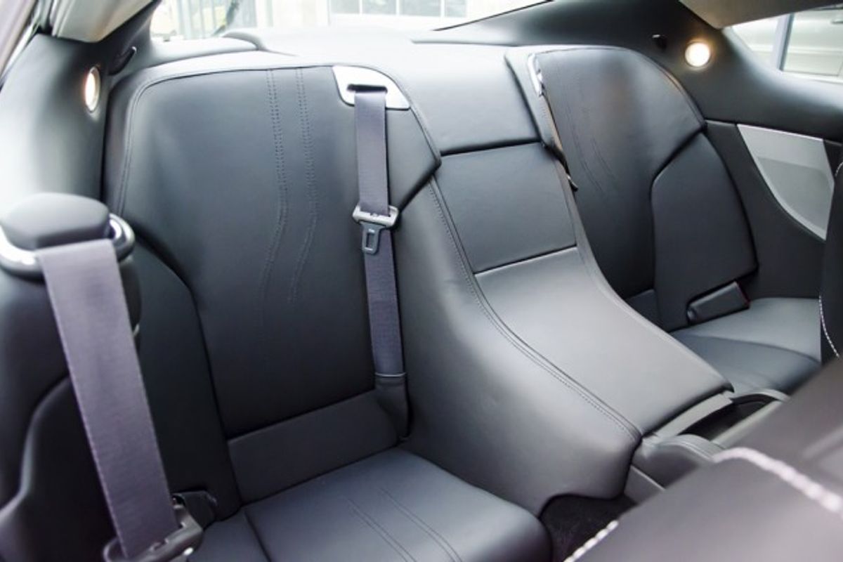 ASTON MARTIN DBS COUPE V12 Touchtronic Auto