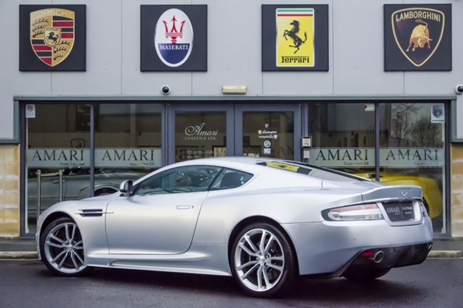 ASTON MARTIN DBS COUPE V12 Touchtronic Auto