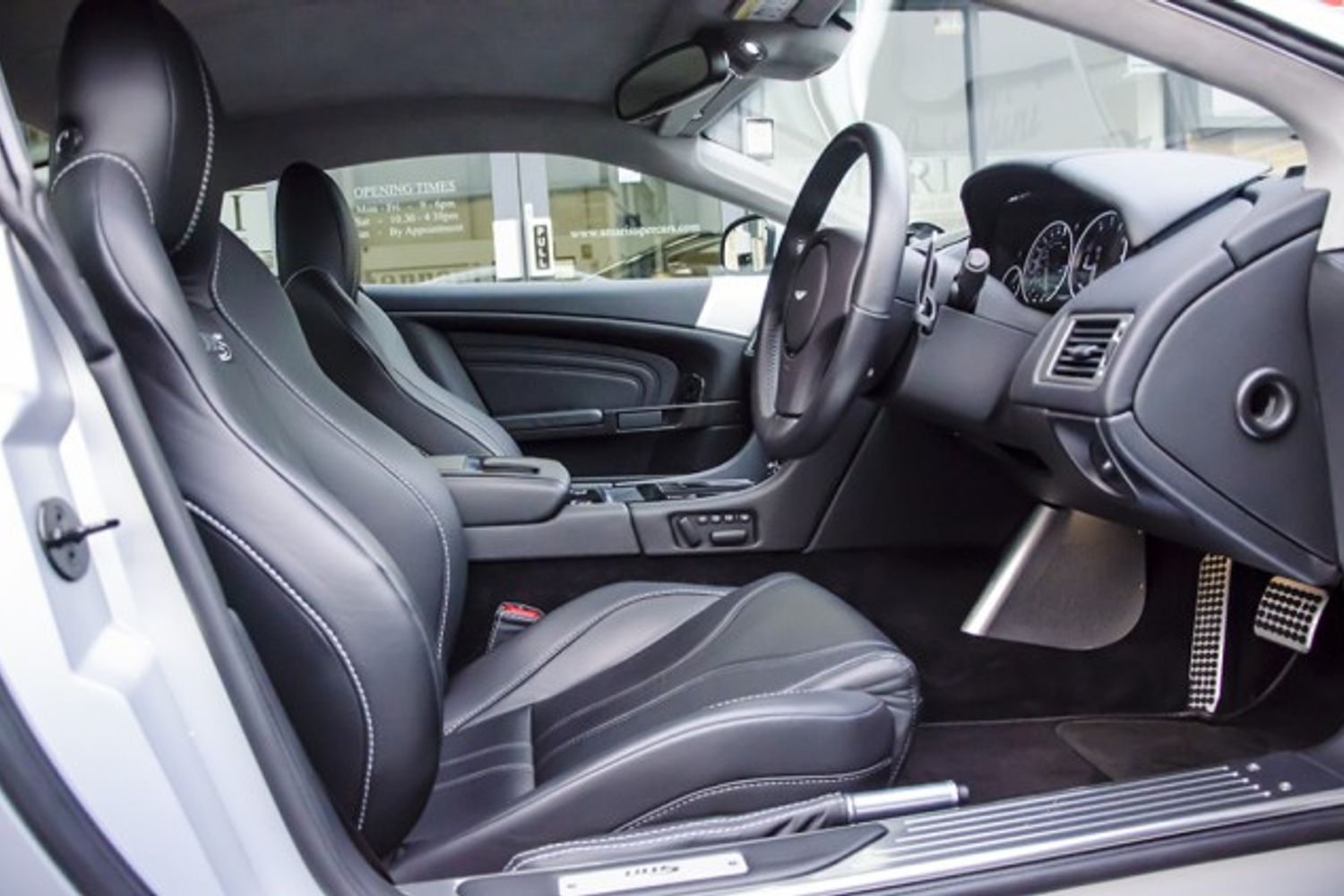 ASTON MARTIN DBS COUPE V12 Touchtronic Auto