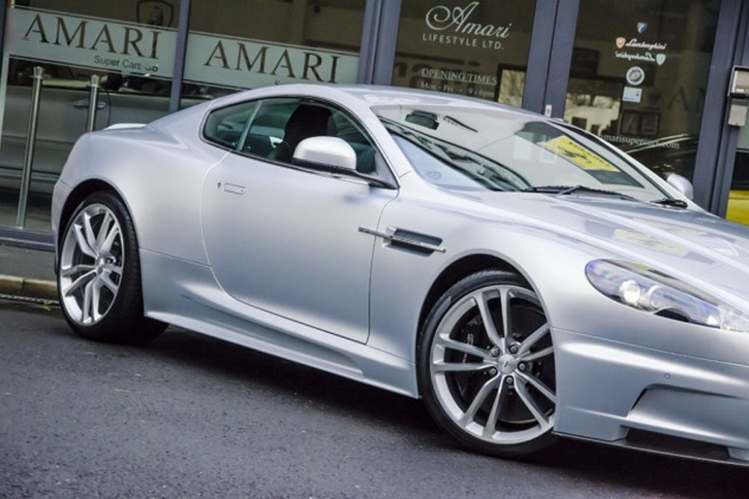 ASTON MARTIN DBS COUPE V12 Touchtronic Auto