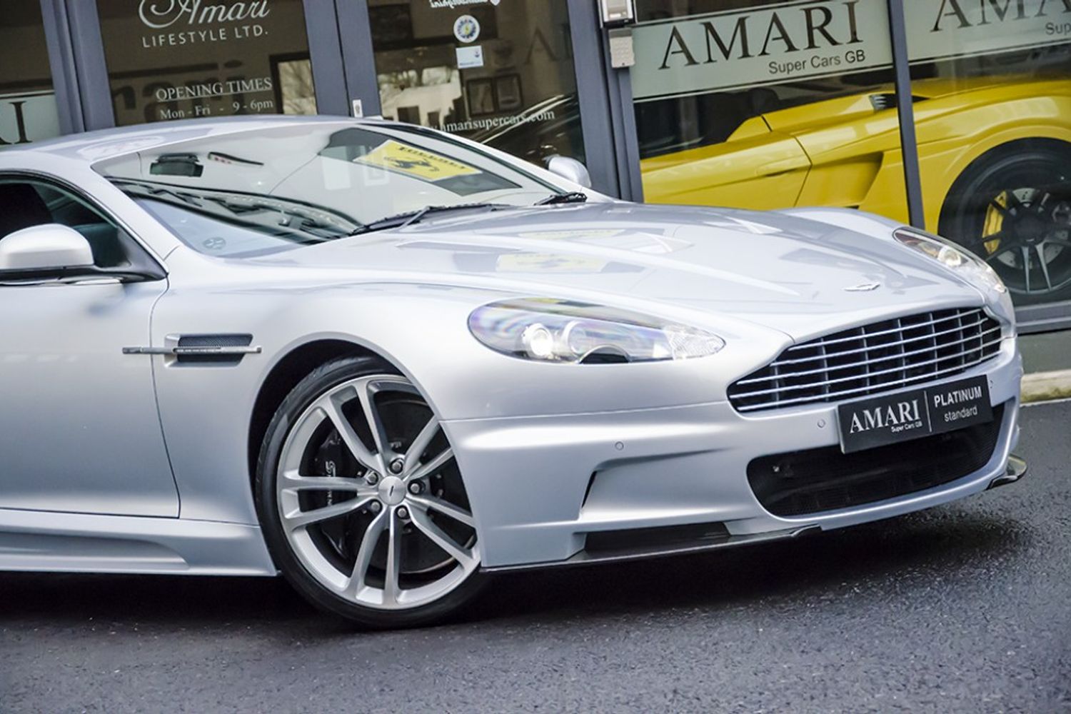ASTON MARTIN DBS COUPE V12 Touchtronic Auto