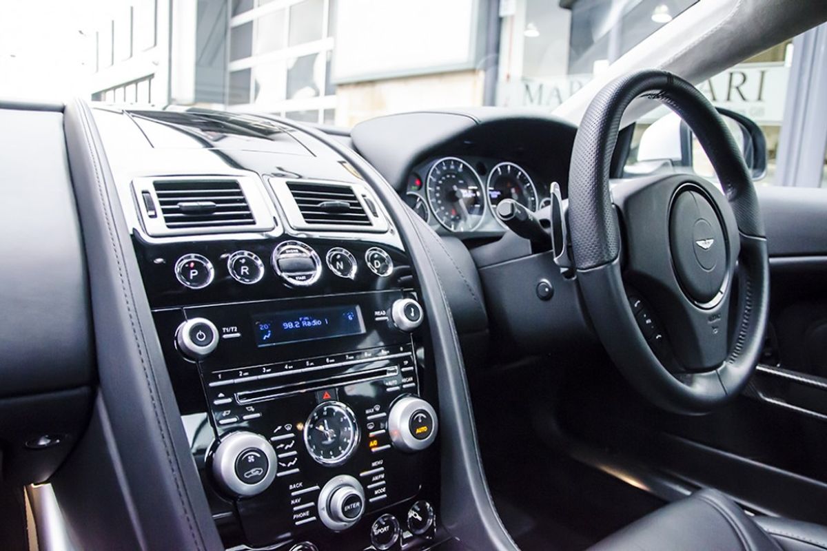 ASTON MARTIN DBS COUPE V12 Touchtronic Auto