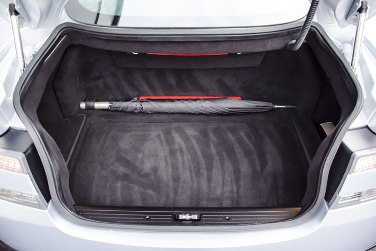 ASTON MARTIN DBS COUPE V12 Touchtronic Auto