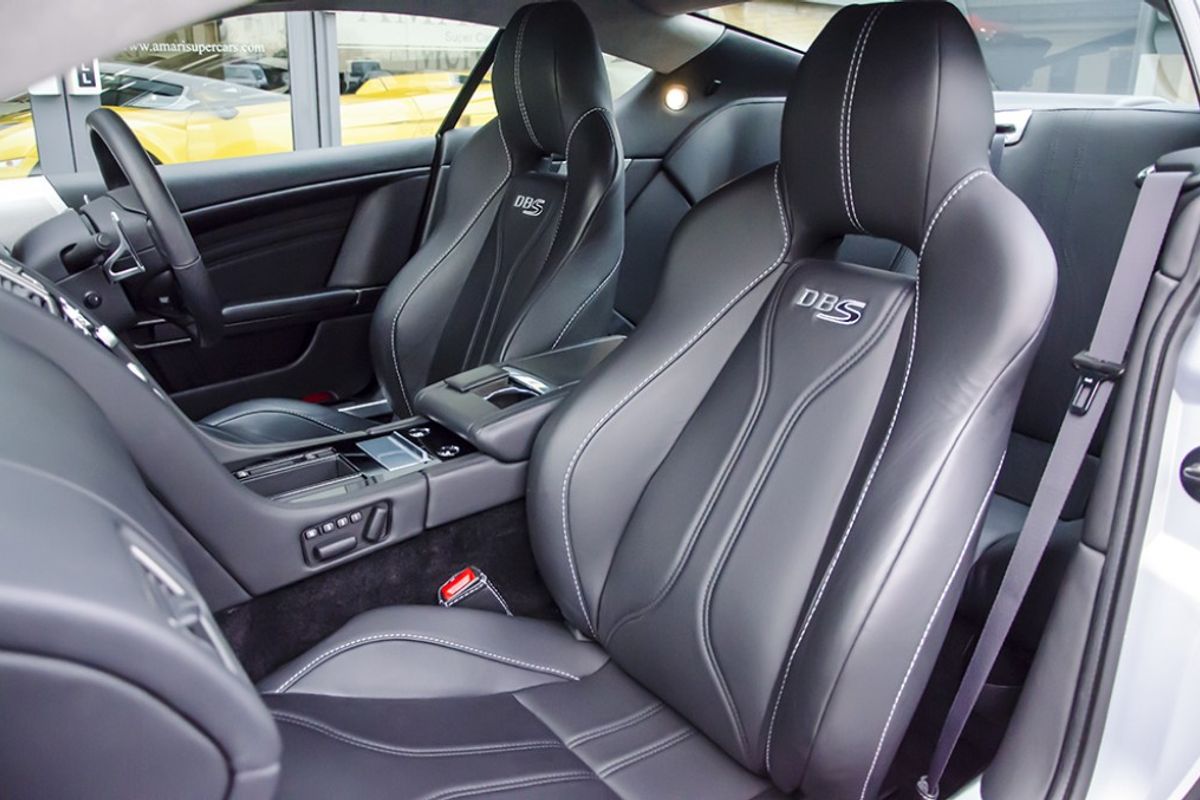 ASTON MARTIN DBS COUPE V12 Touchtronic Auto