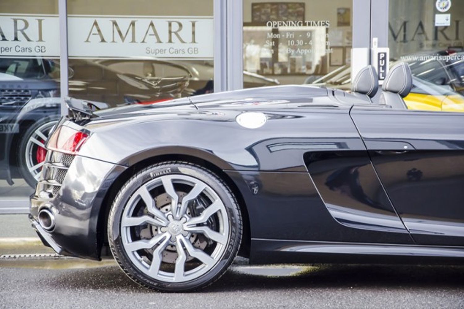 AUDI R8 SPYDER 5.2 FSI Quattro