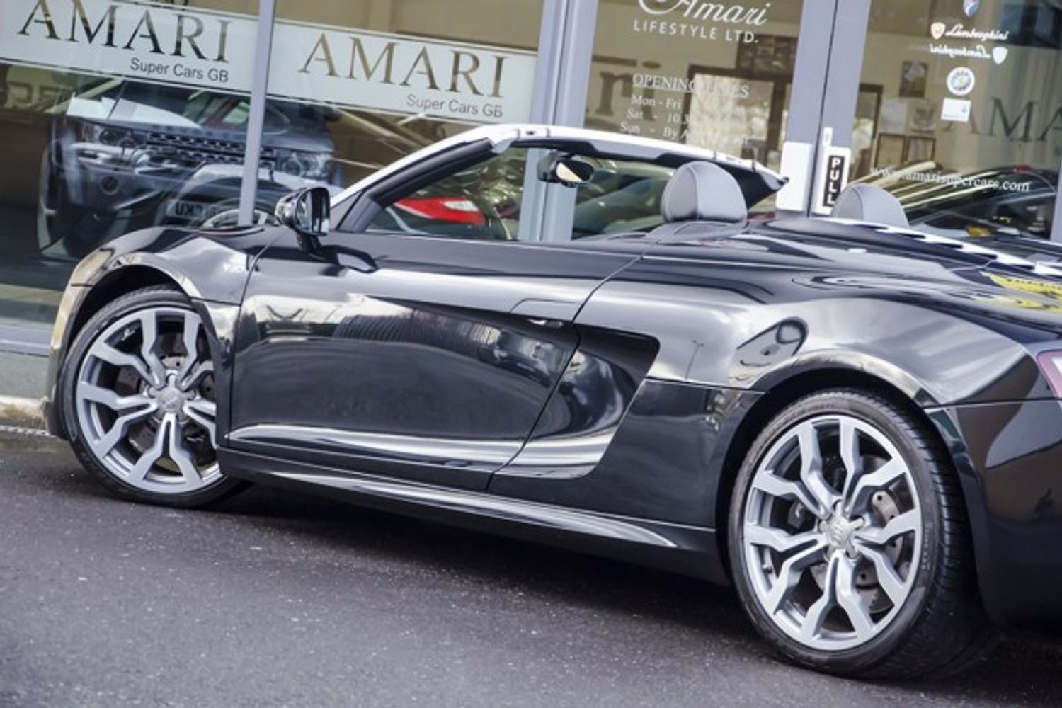 AUDI R8 SPYDER 5.2 FSI Quattro