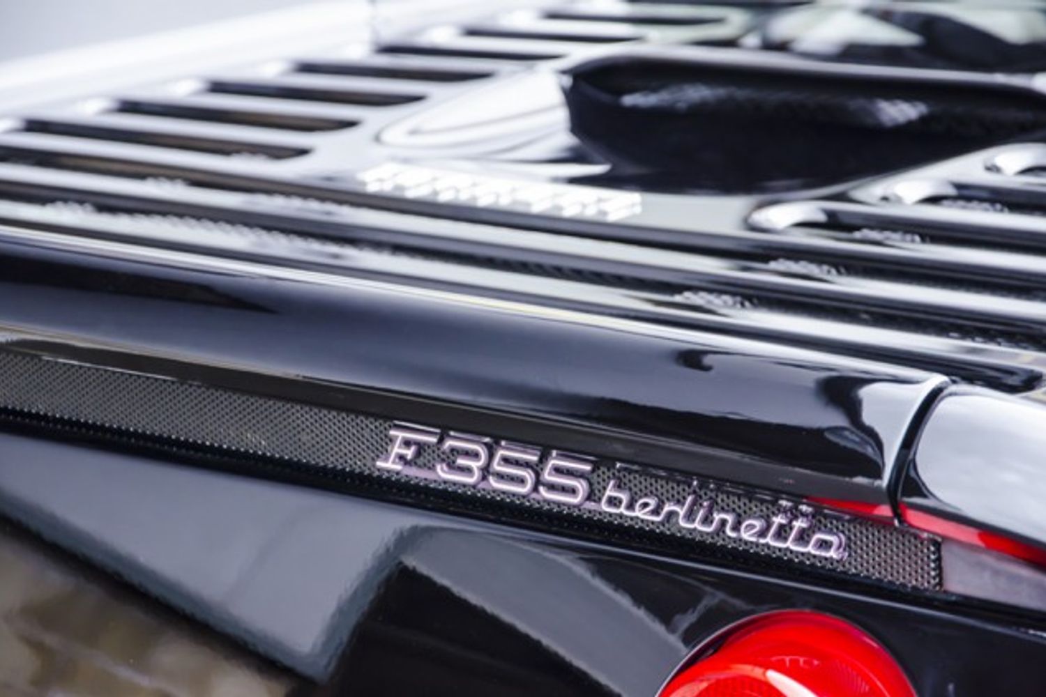 FERRARI F355 COUPE Berlinetta