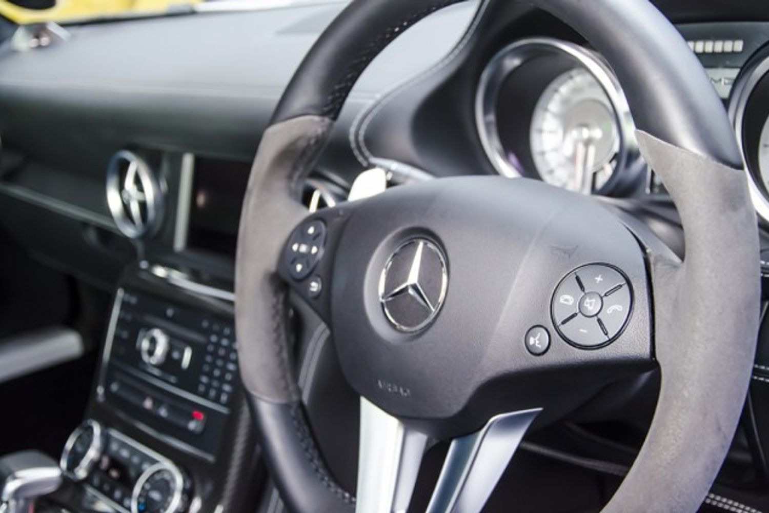 MERCEDES-BENZ SLS AMG COUPE SLS 63 Auto