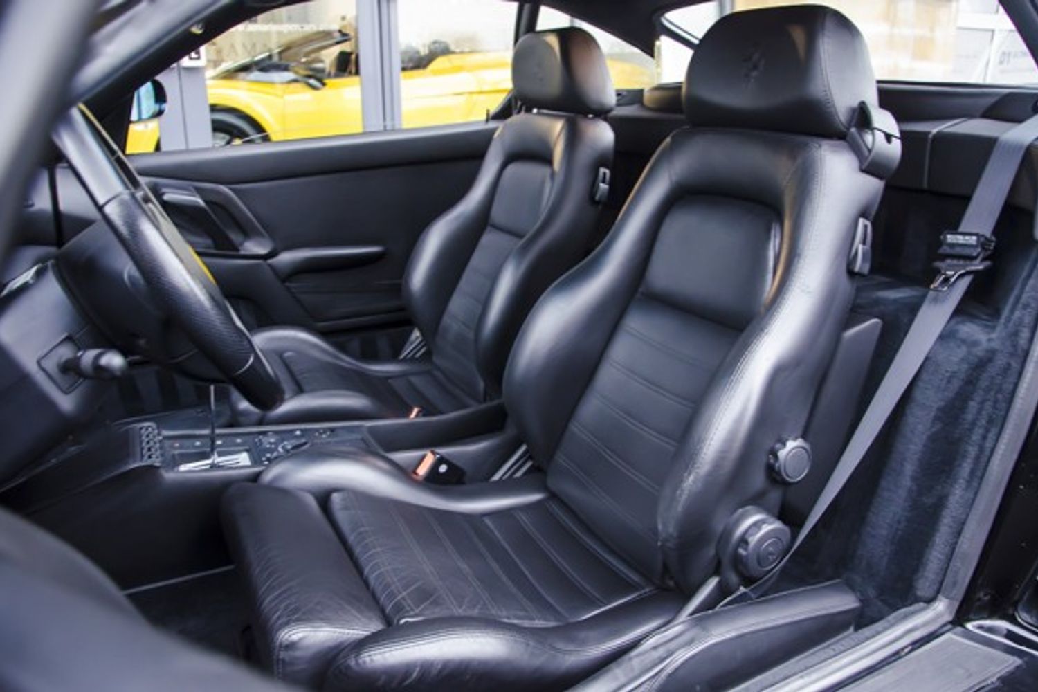 FERRARI F355 COUPE Berlinetta