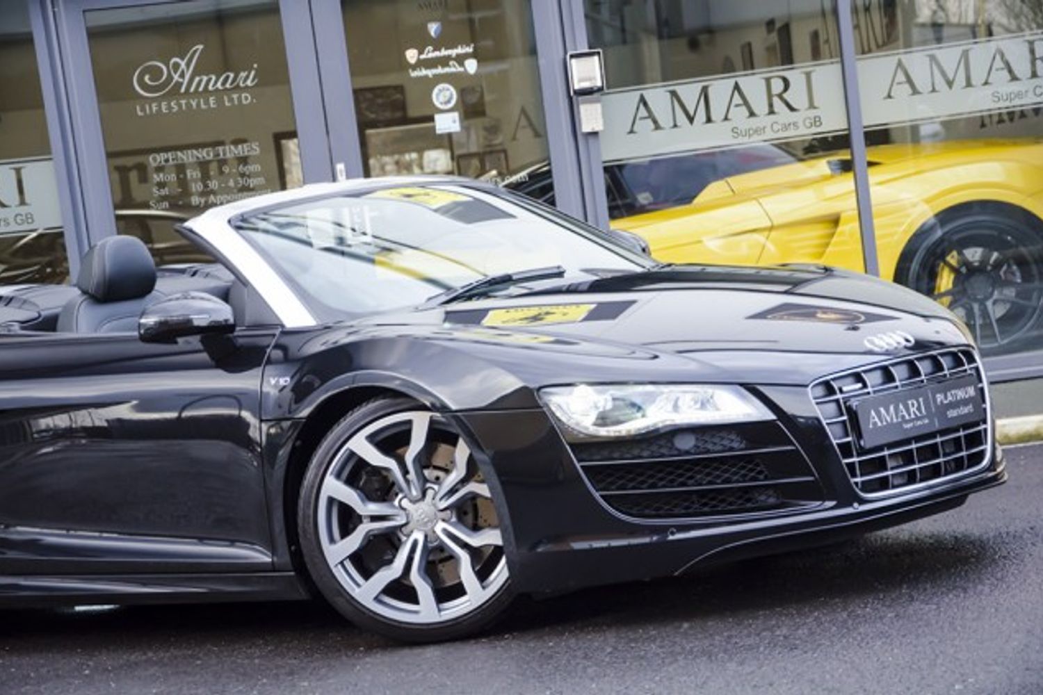 AUDI R8 SPYDER 5.2 FSI Quattro