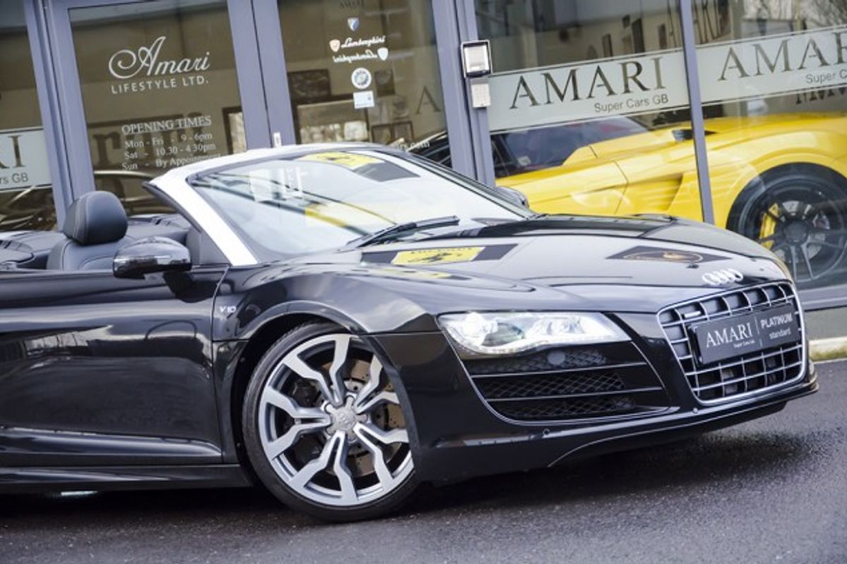 AUDI R8 SPYDER 5.2 FSI Quattro