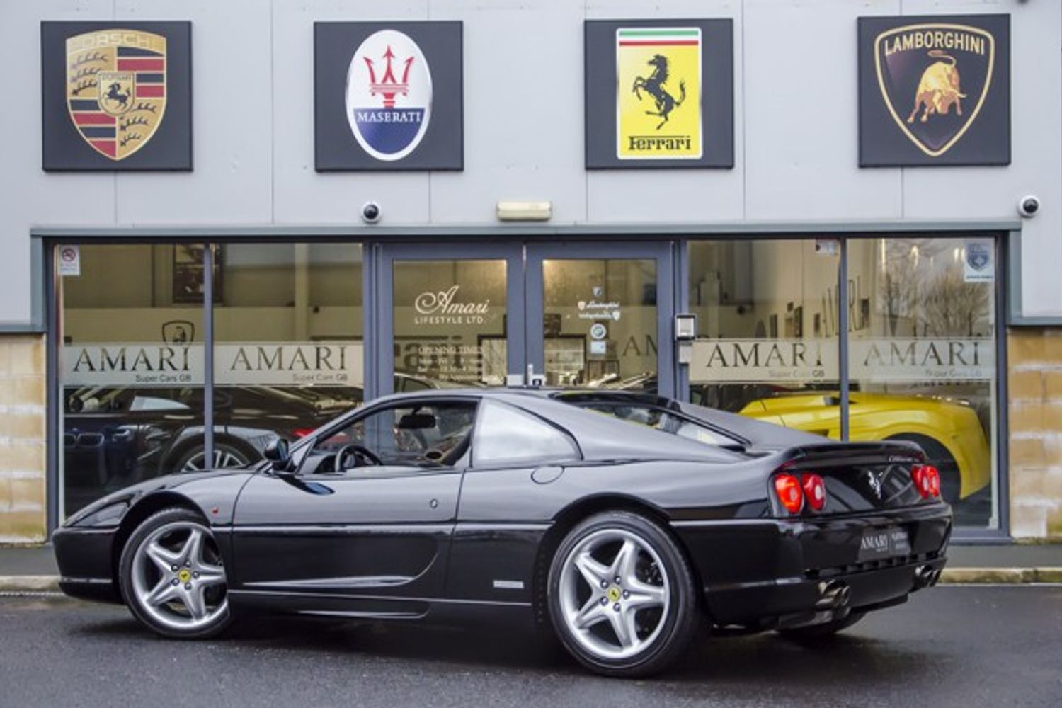FERRARI F355 COUPE Berlinetta