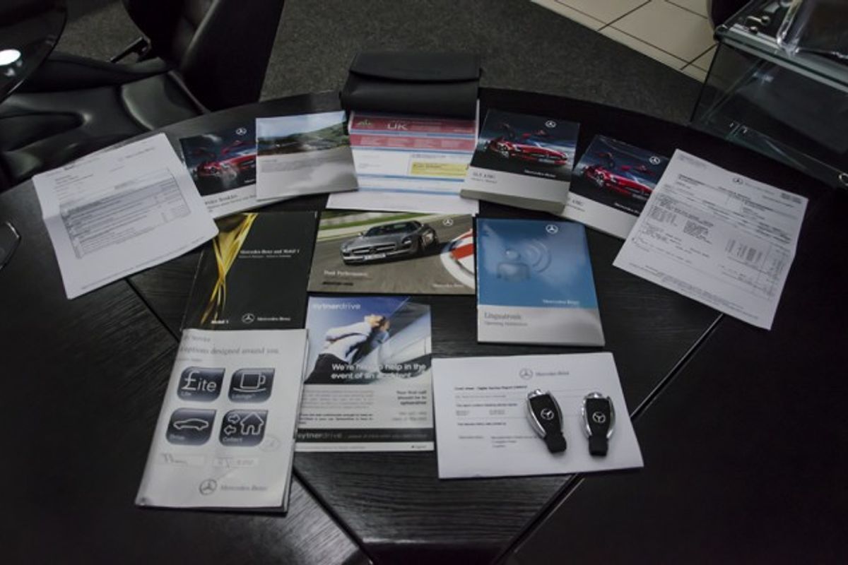 MERCEDES-BENZ SLS AMG COUPE SLS 63 Auto