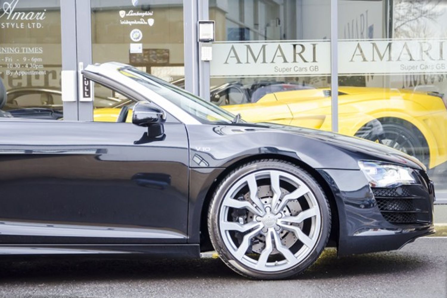 AUDI R8 SPYDER 5.2 FSI Quattro