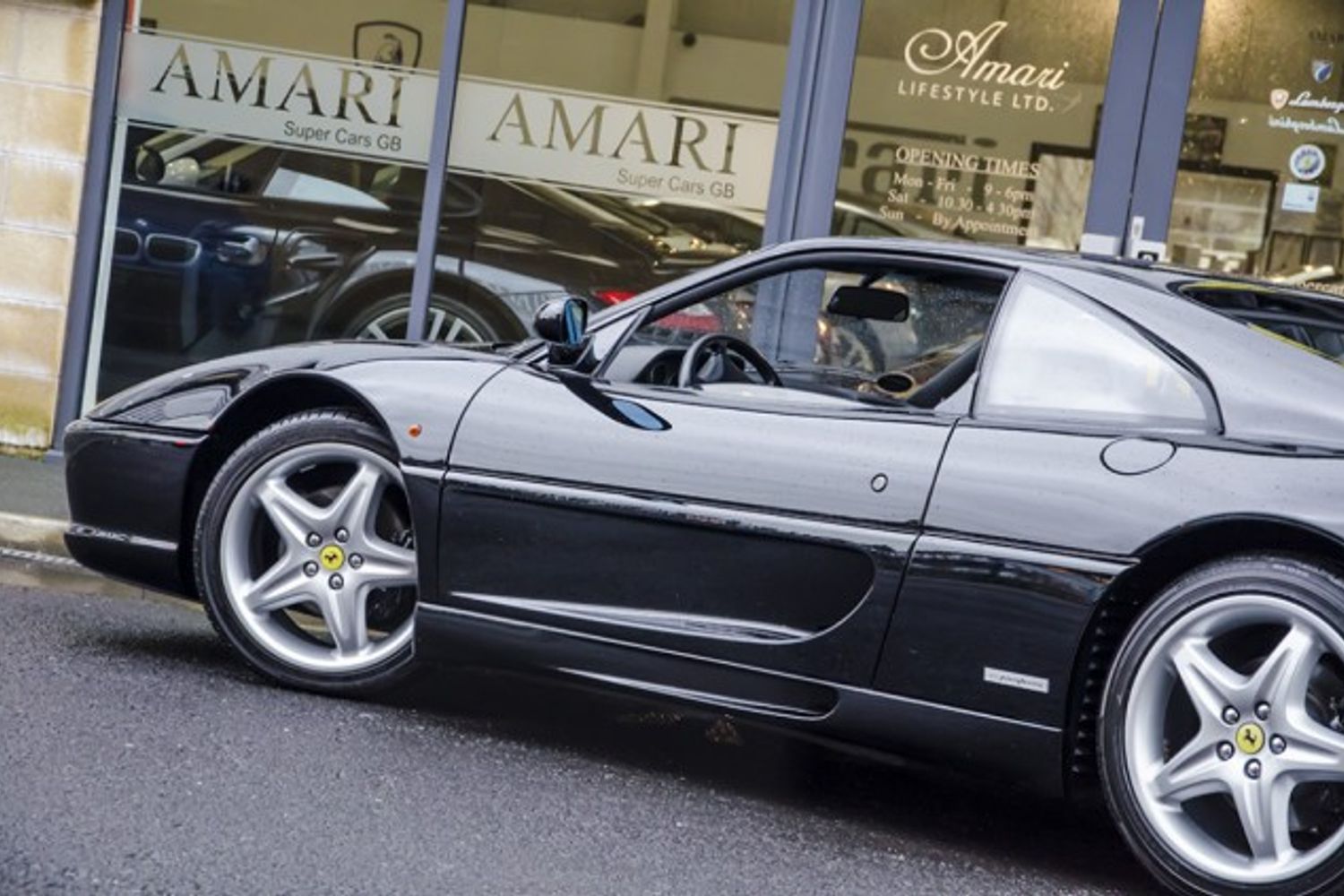 FERRARI F355 COUPE Berlinetta