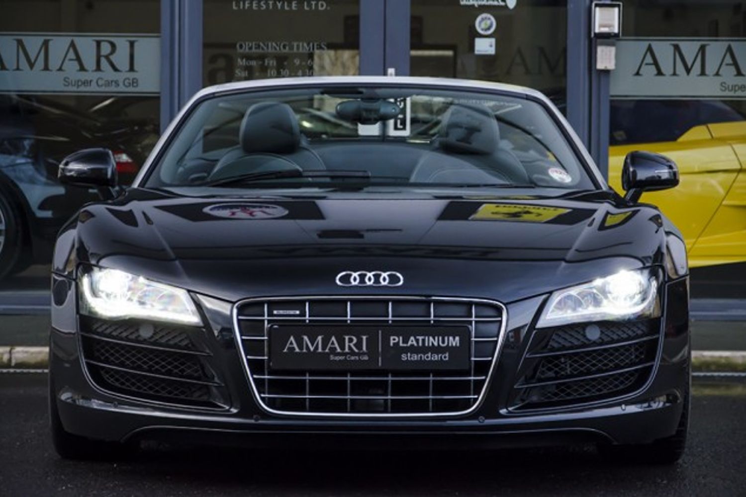 AUDI R8 SPYDER 5.2 FSI Quattro