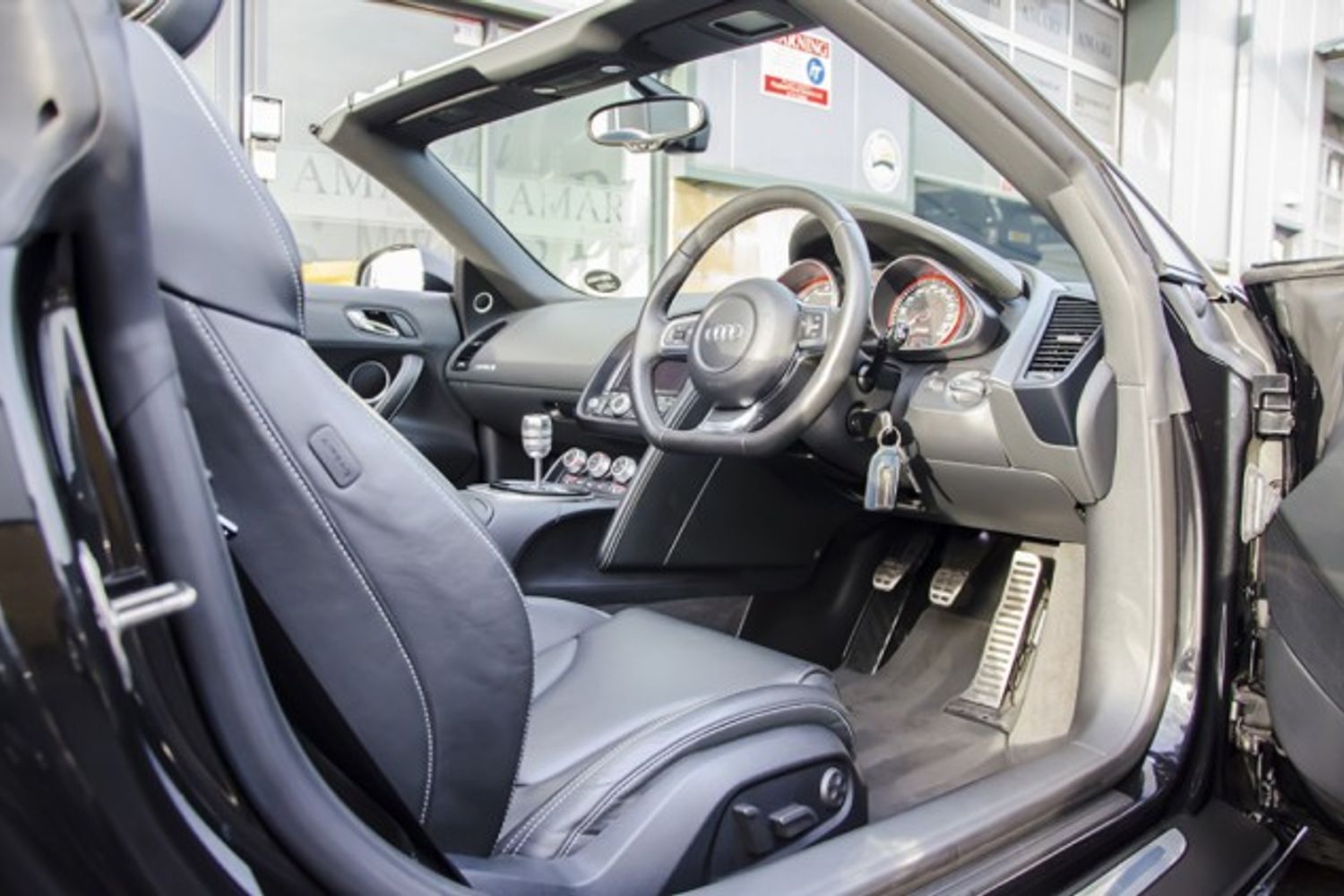 AUDI R8 SPYDER 5.2 FSI Quattro