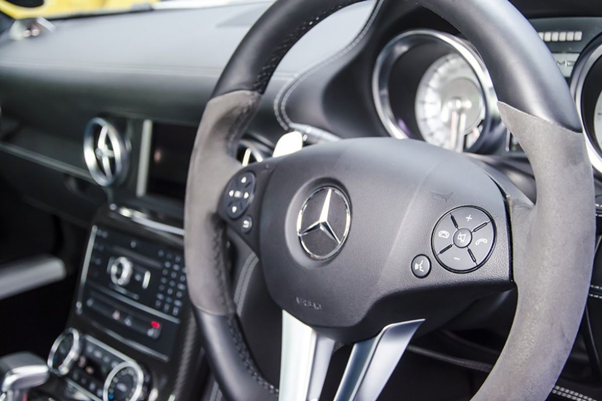 MERCEDES-BENZ SLS AMG COUPE SLS 63 Auto