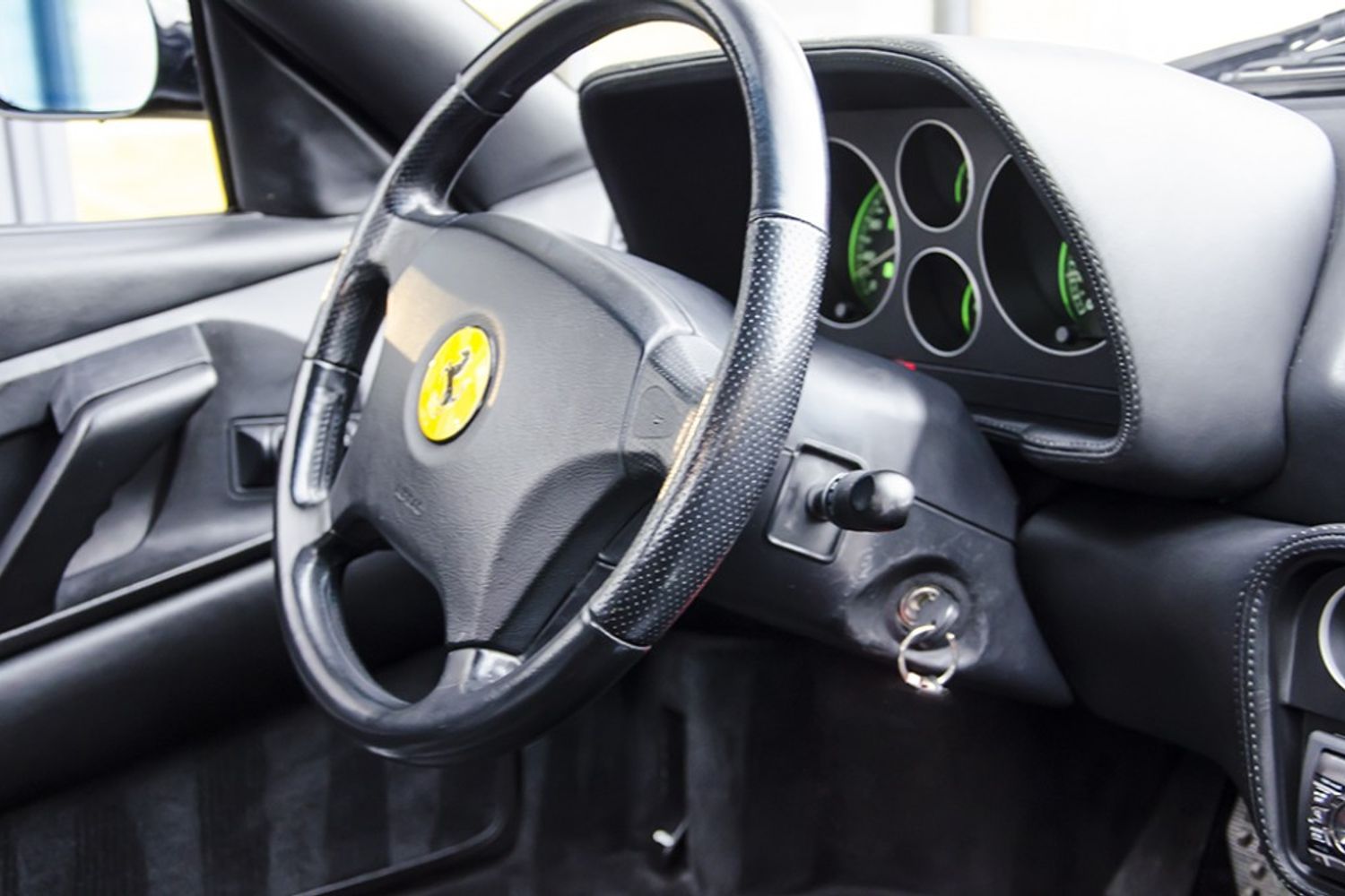 FERRARI F355 COUPE Berlinetta