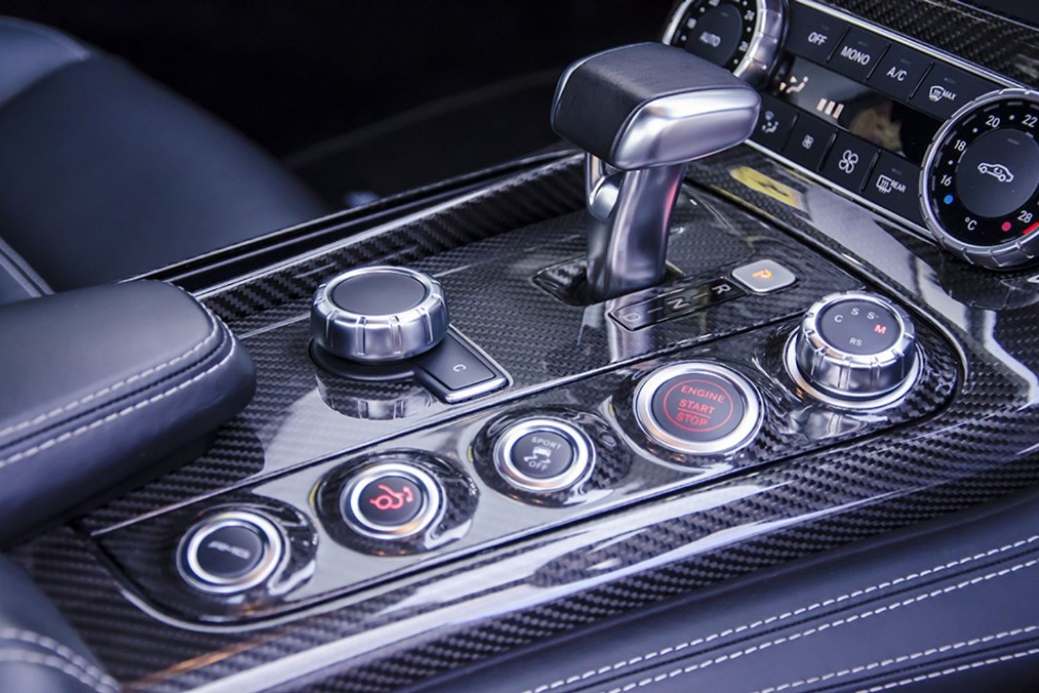 MERCEDES-BENZ SLS AMG COUPE SLS 63 Auto