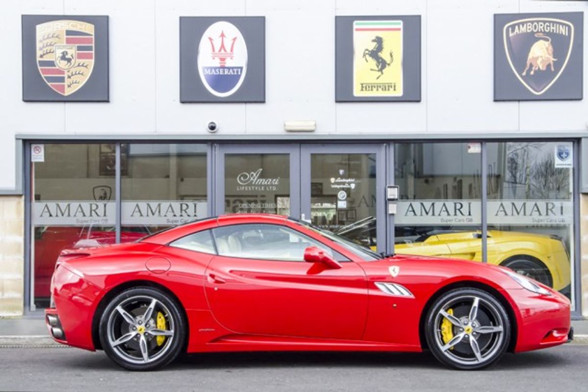 FERRARI CALIFORNIA CONVERTIBLE 2+ F1