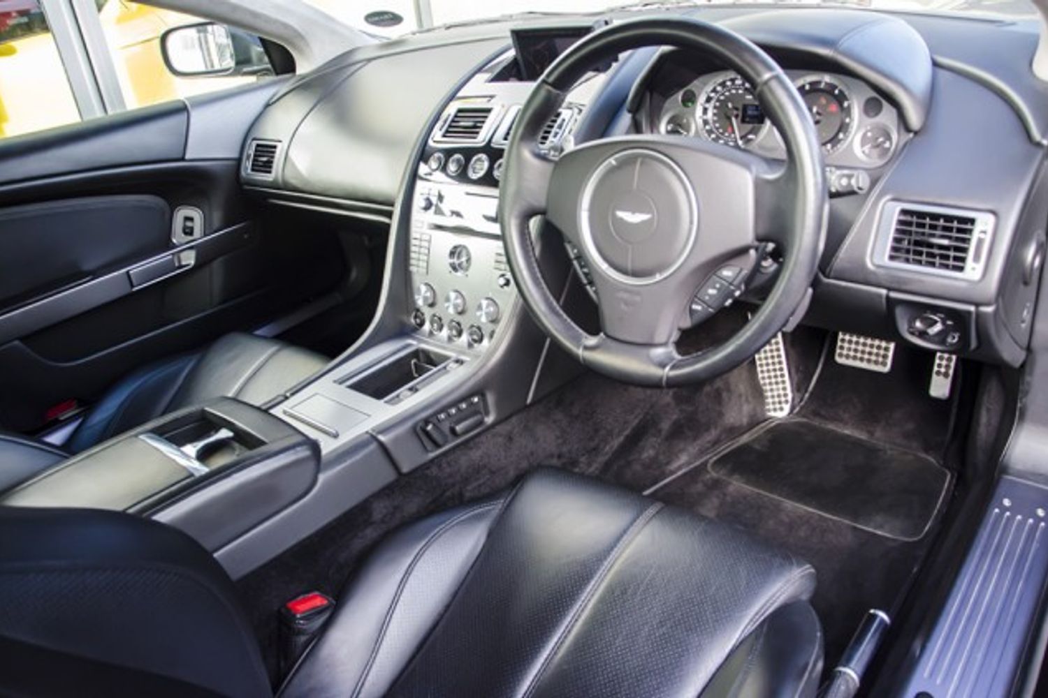 ASTON MARTIN DB9 COUPE V12 Touchtronic Auto