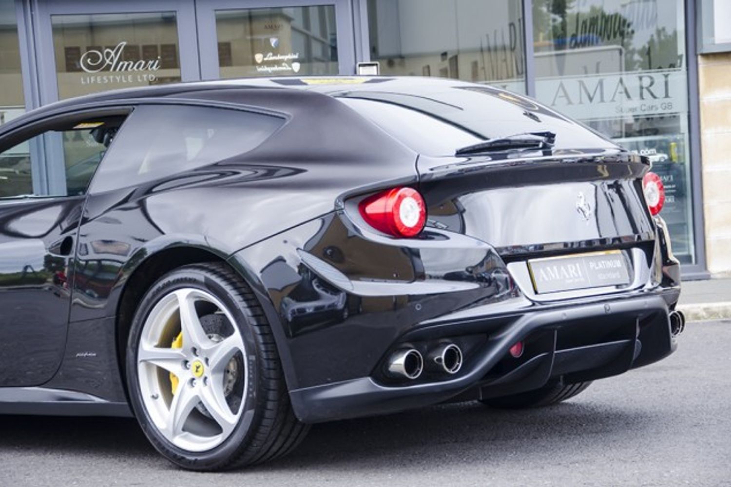 FERRARI FF COUPE 2dr Auto