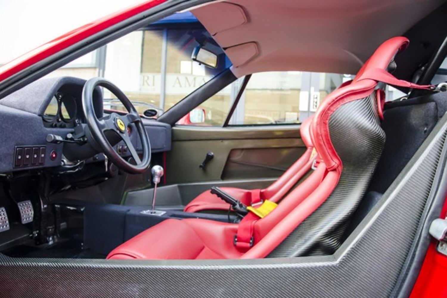 FERRARI F40 COUPE 2dr