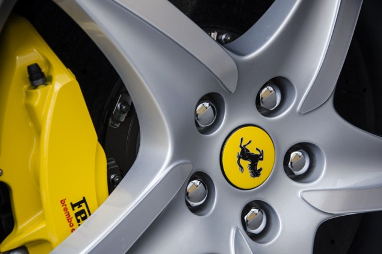 FERRARI FF COUPE 2dr Auto