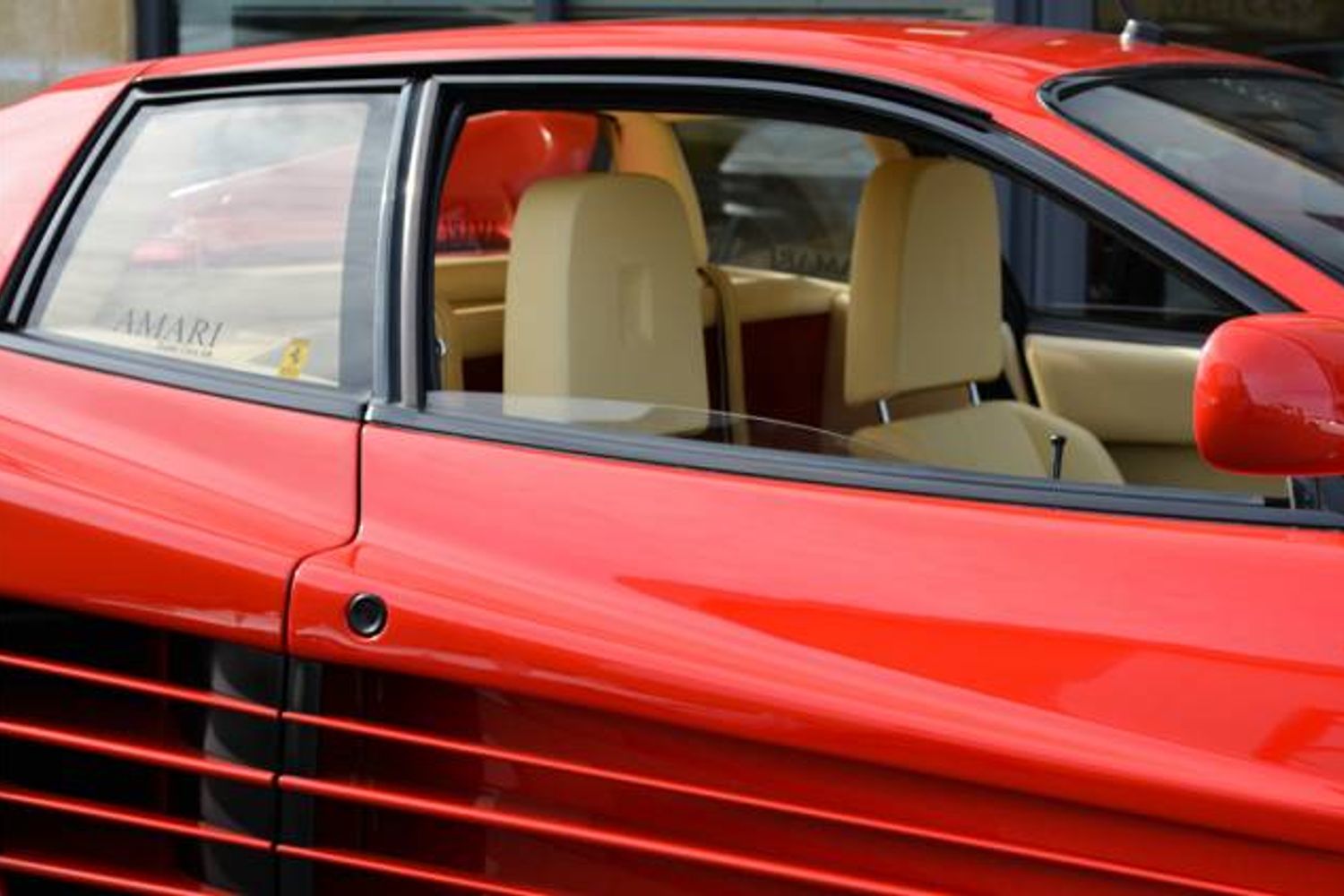FERRARI Testarossa