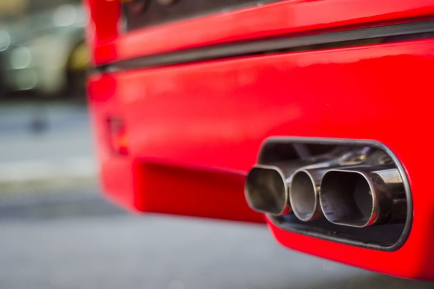 FERRARI F40 COUPE 2dr