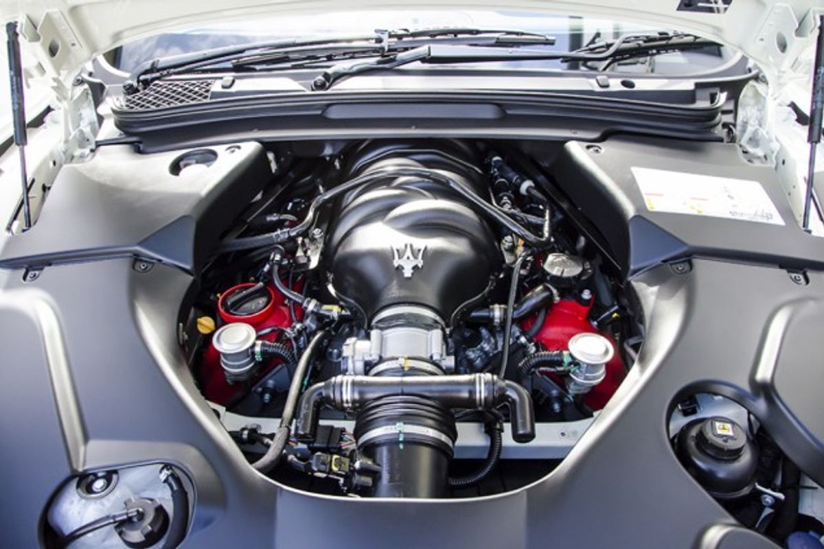 MASERATI GRANCABRIO CONVERTIBLE V8 MC MC Shift