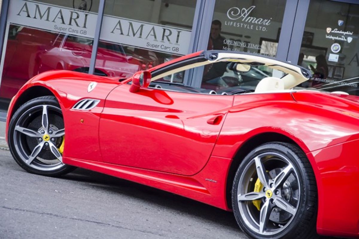 FERRARI CALIFORNIA CONVERTIBLE 2+ F1