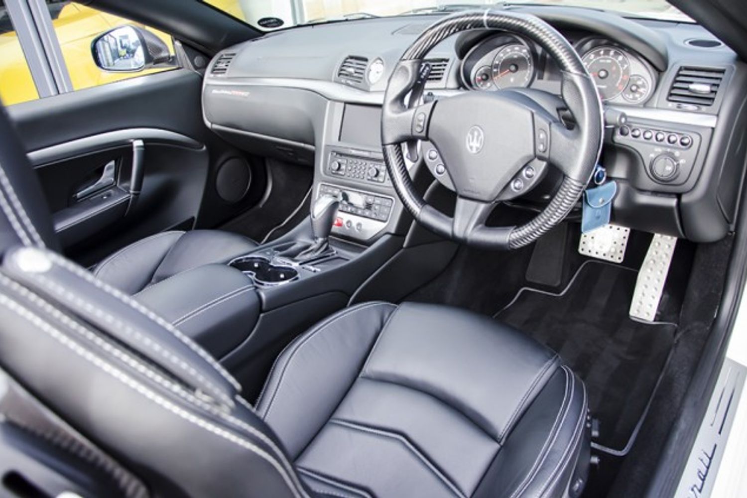 MASERATI GRANCABRIO CONVERTIBLE V8 MC MC Shift
