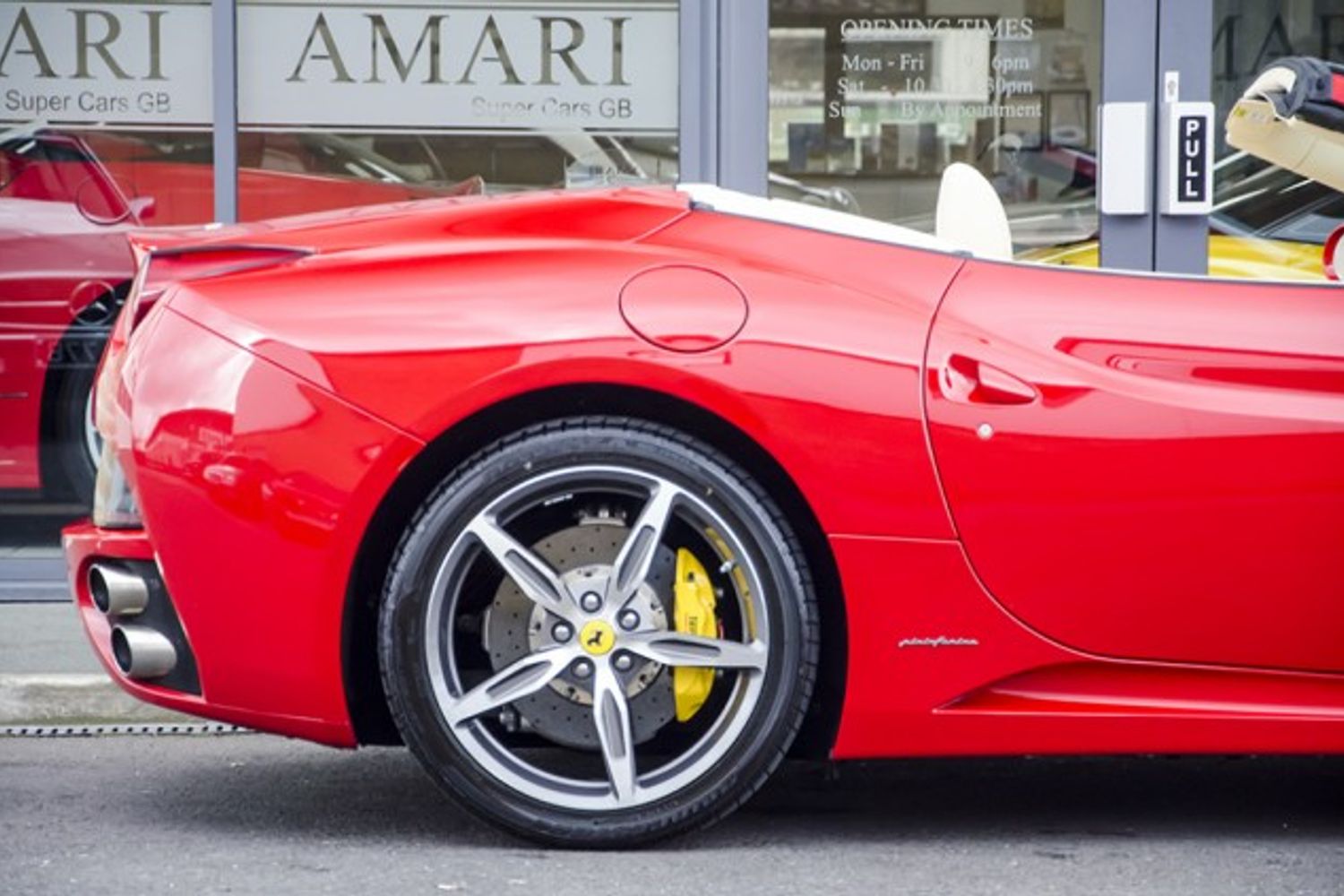 FERRARI CALIFORNIA CONVERTIBLE 2+ F1