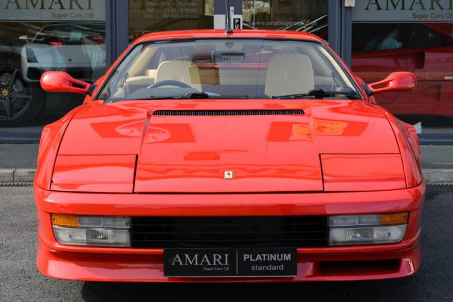 FERRARI Testarossa
