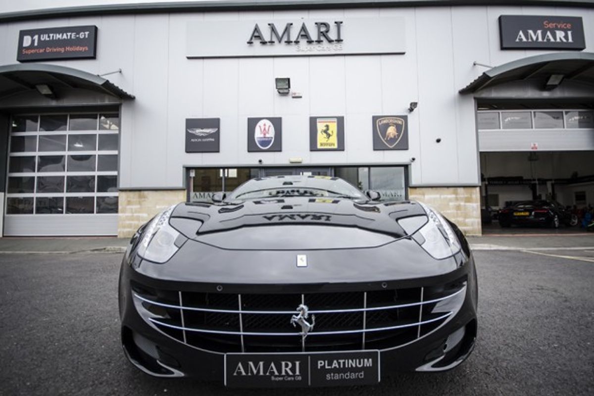 FERRARI FF COUPE 2dr Auto