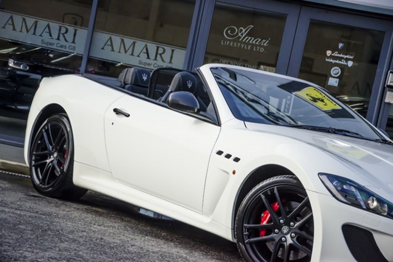 MASERATI GRANCABRIO CONVERTIBLE V8 MC MC Shift