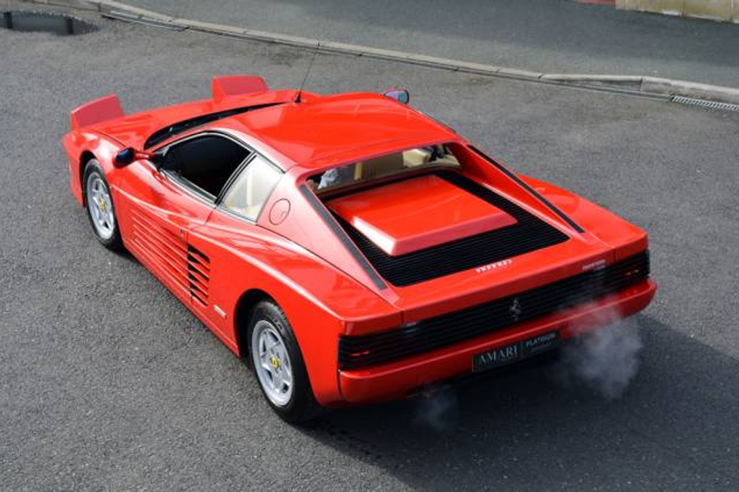 FERRARI Testarossa