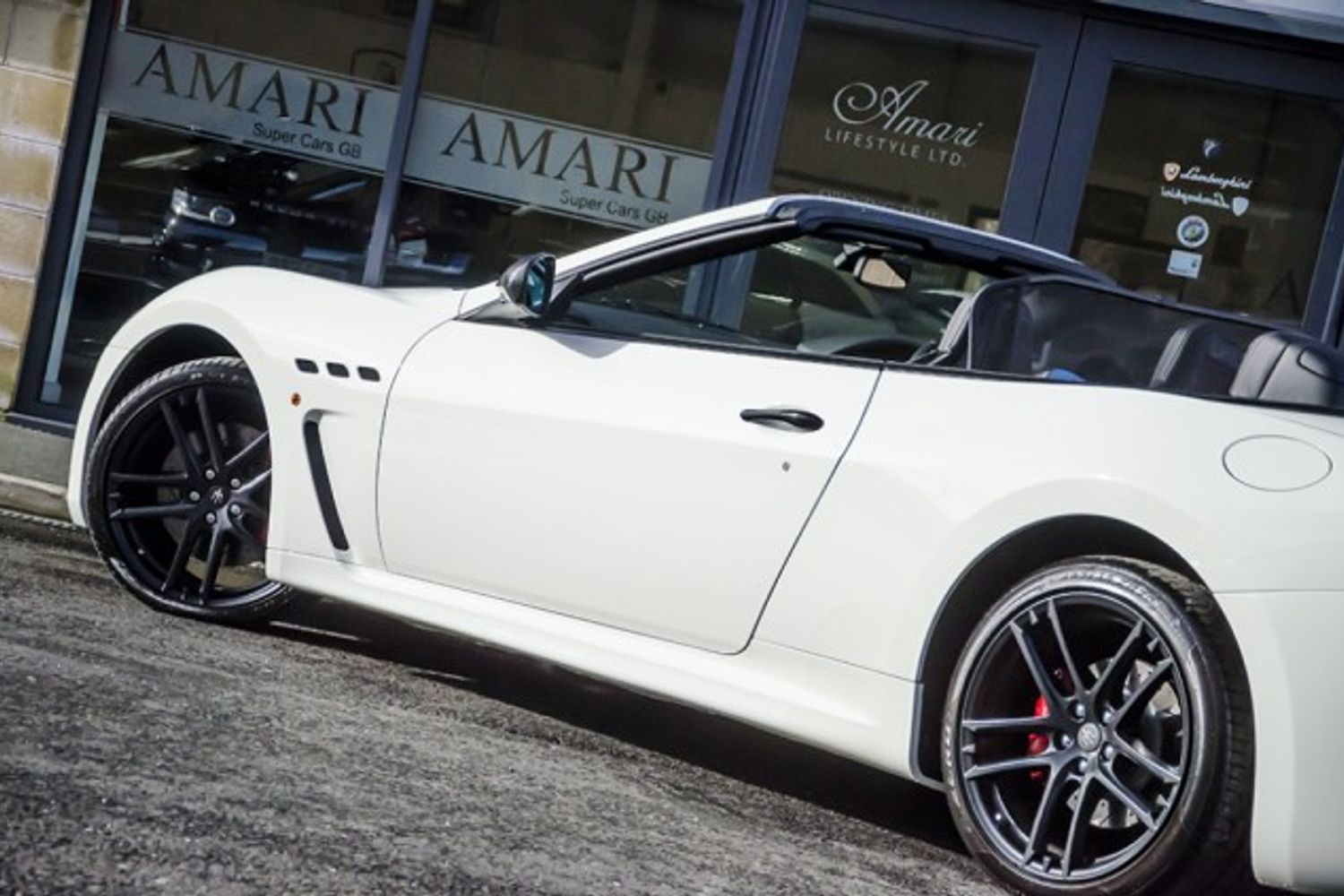 MASERATI GRANCABRIO CONVERTIBLE V8 MC MC Shift