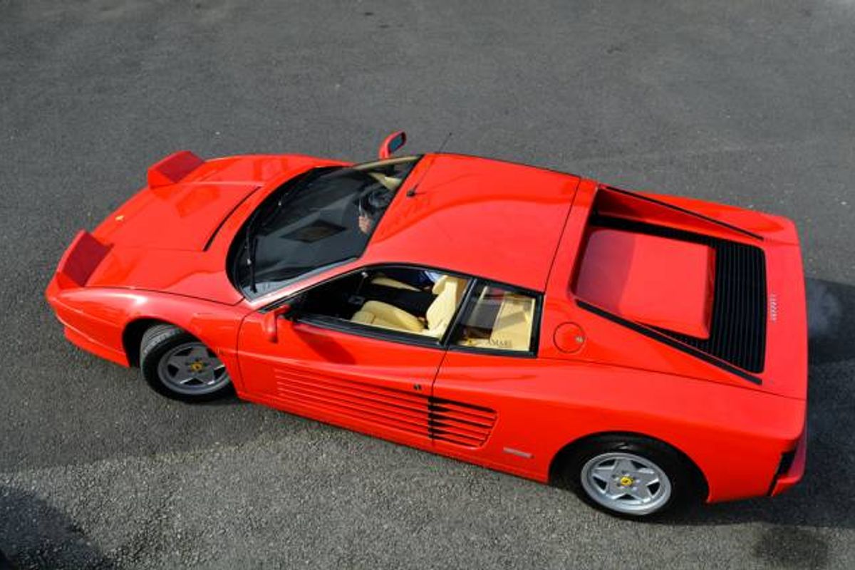 FERRARI Testarossa