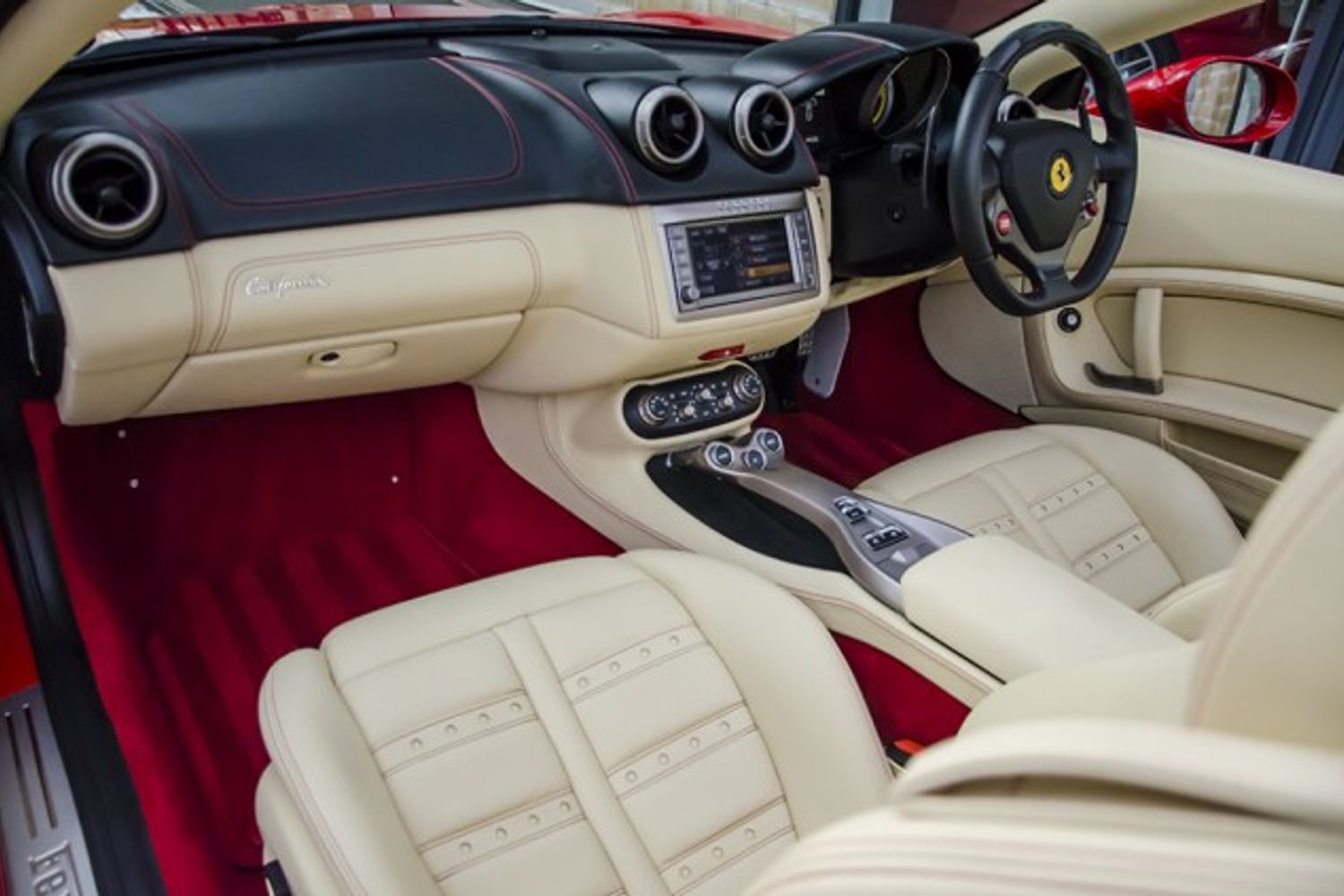 FERRARI CALIFORNIA CONVERTIBLE 2+ F1