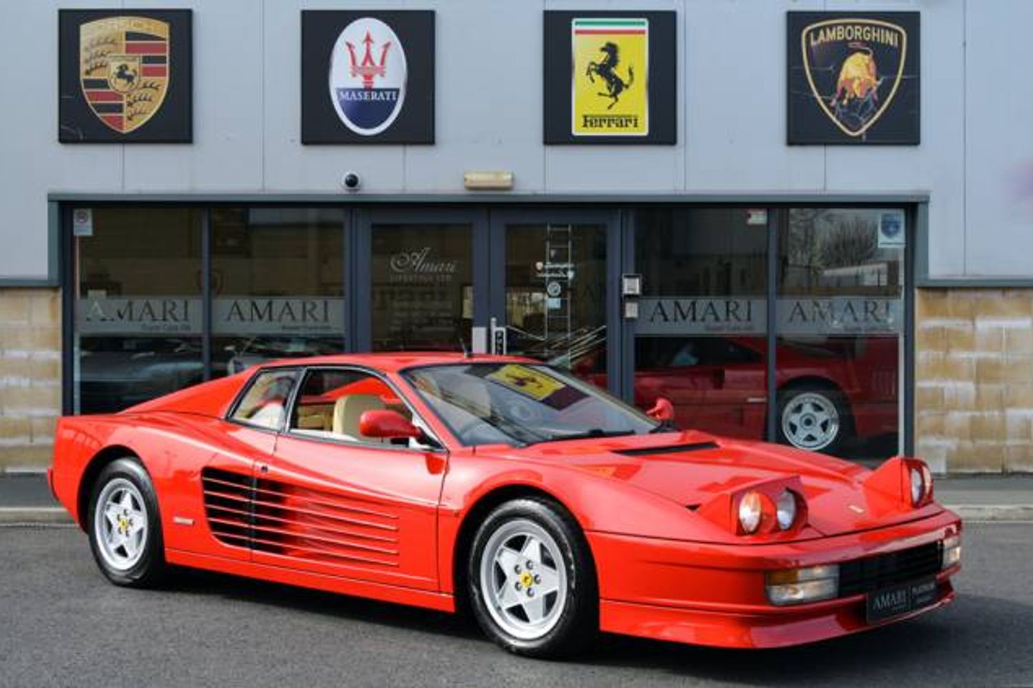 FERRARI Testarossa