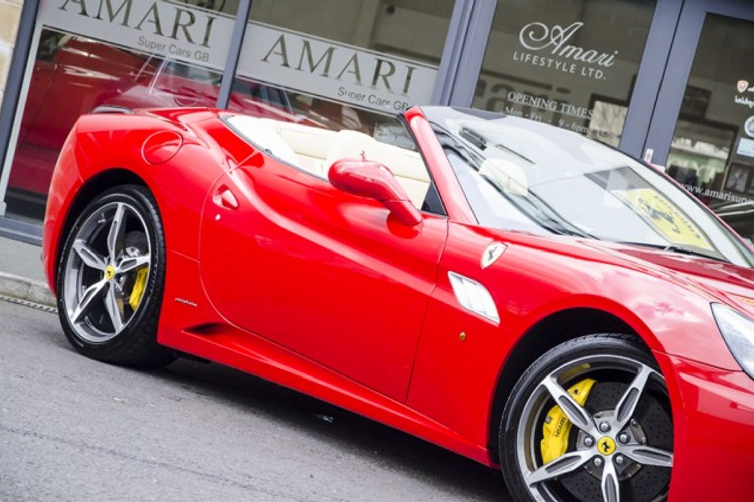 FERRARI CALIFORNIA CONVERTIBLE 2+ F1