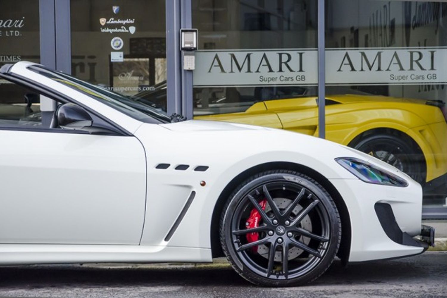 MASERATI GRANCABRIO CONVERTIBLE V8 MC MC Shift