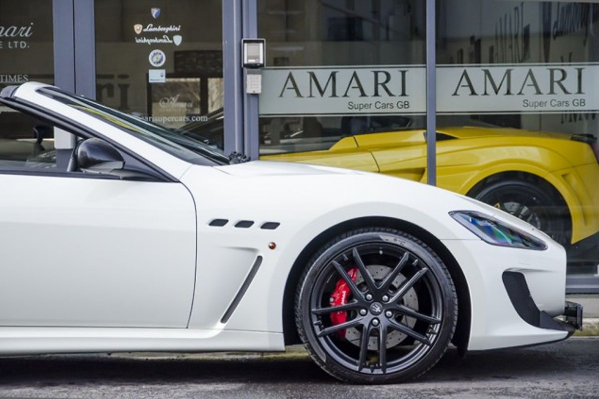 MASERATI GRANCABRIO CONVERTIBLE V8 MC MC Shift