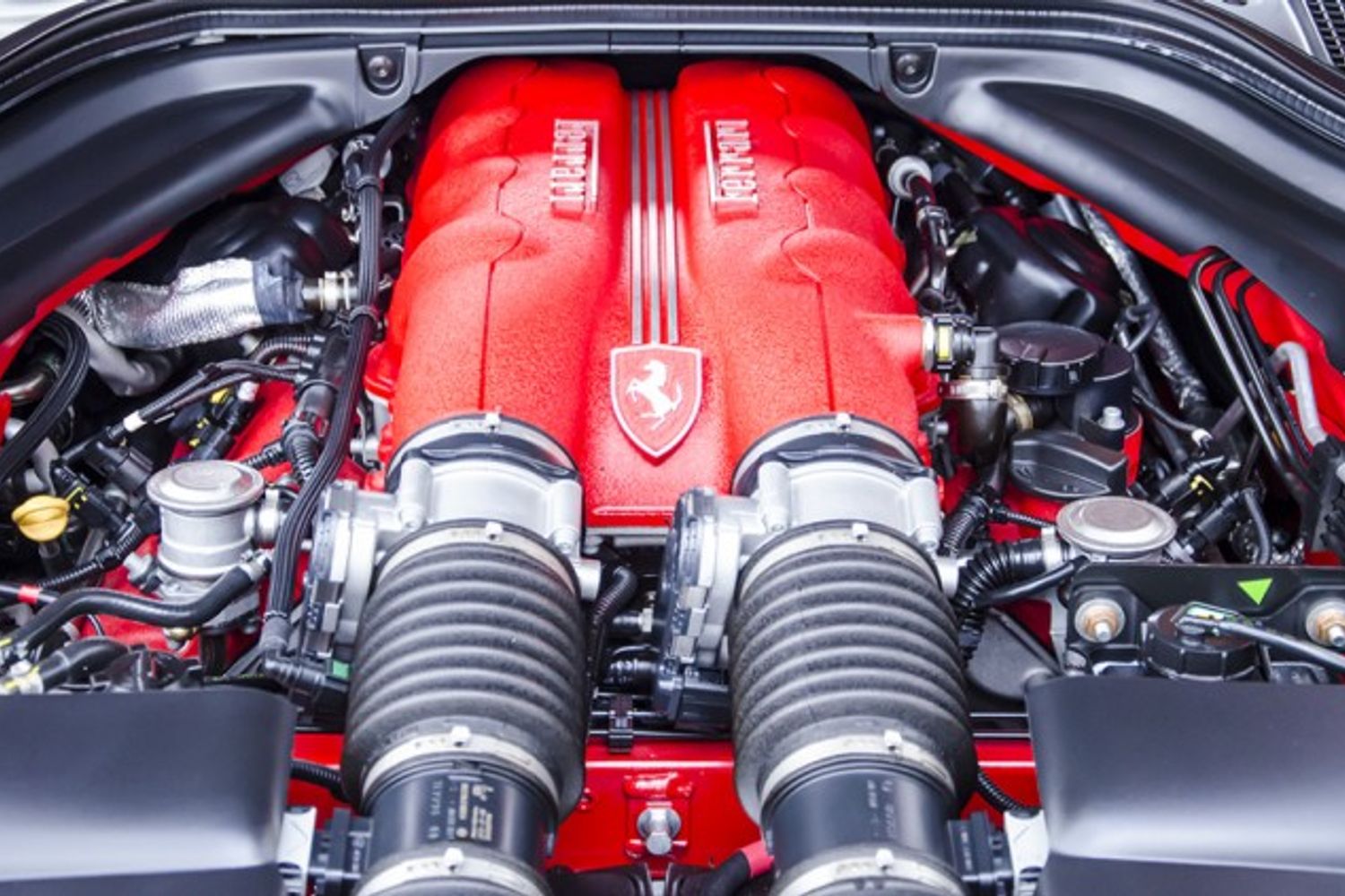 FERRARI CALIFORNIA CONVERTIBLE 2+ F1