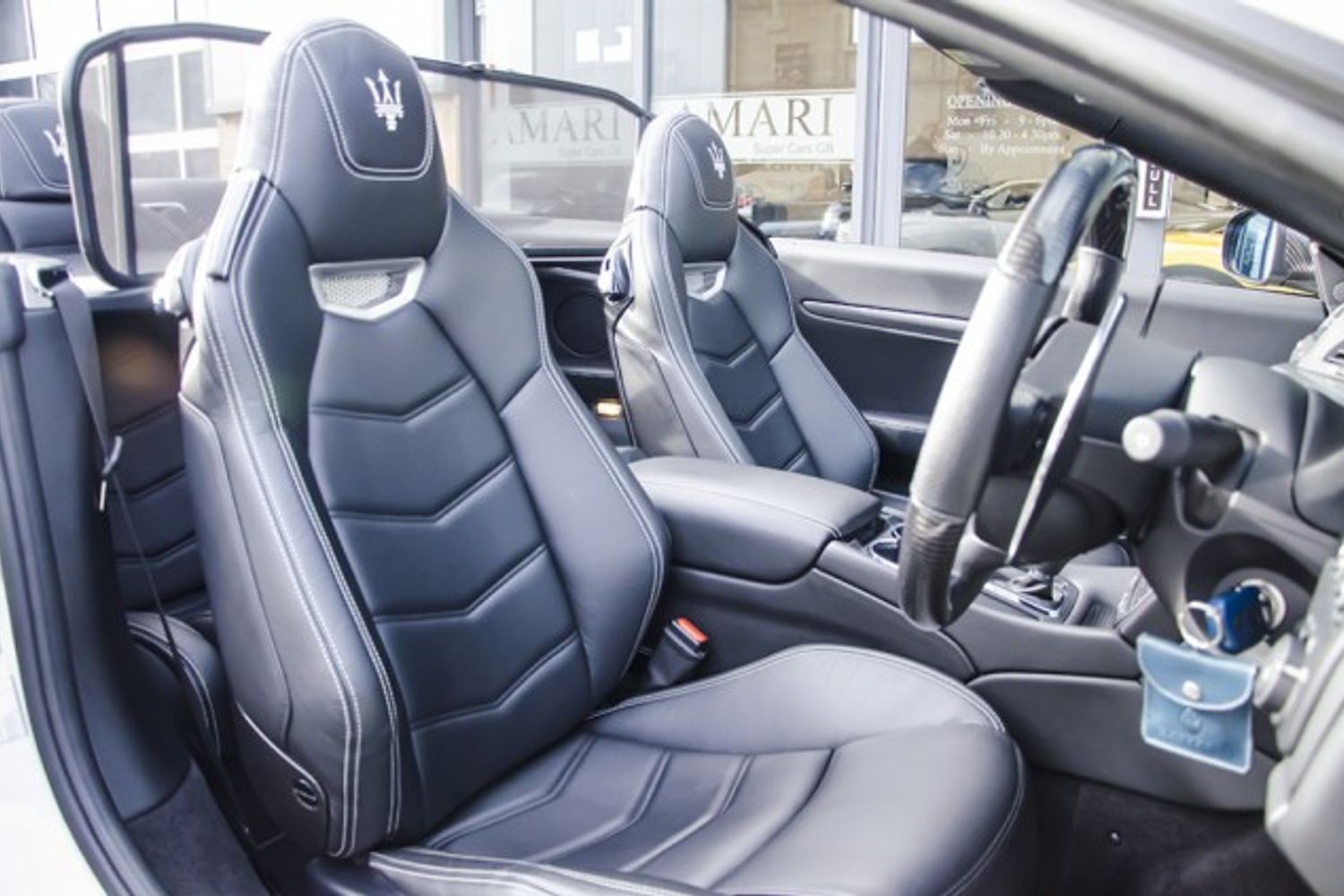 MASERATI GRANCABRIO CONVERTIBLE V8 MC MC Shift